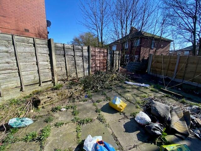 REAR GARDEN T202503281452.jpg
