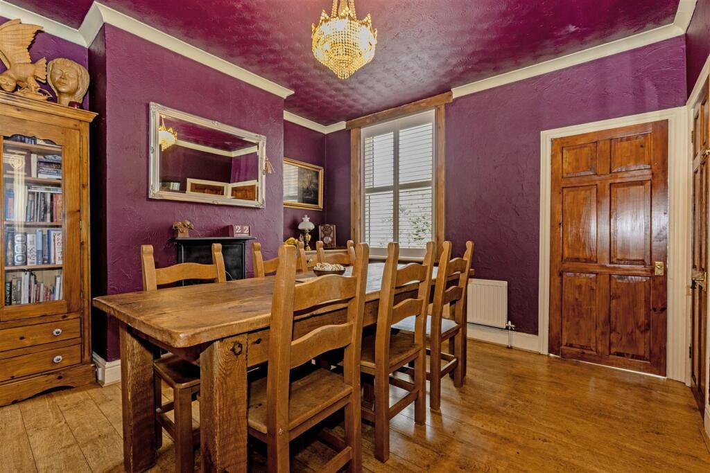 Dining Room-1.jpg