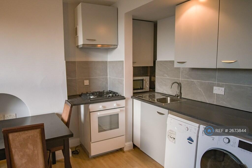 Dining/Kitchen Area 