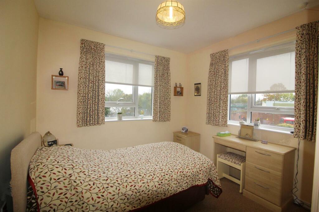 bedroom.jpg