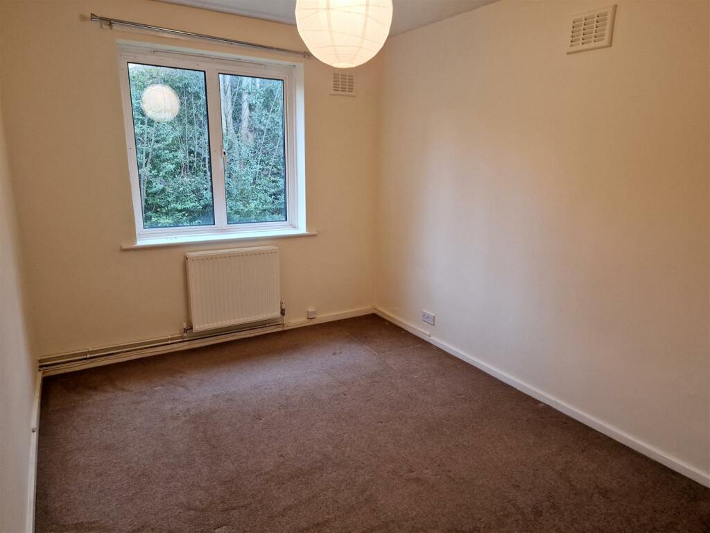 Bedroom1.jpg