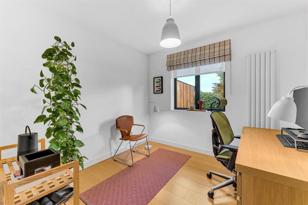 bedroom 3.jpg