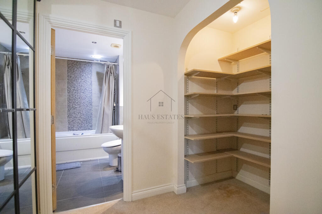 Walk In Wardrobe