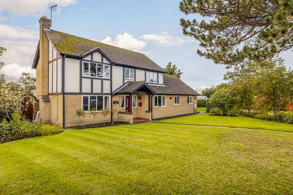 Pinegate, 176 Main Road (Quadring)-13.jpg