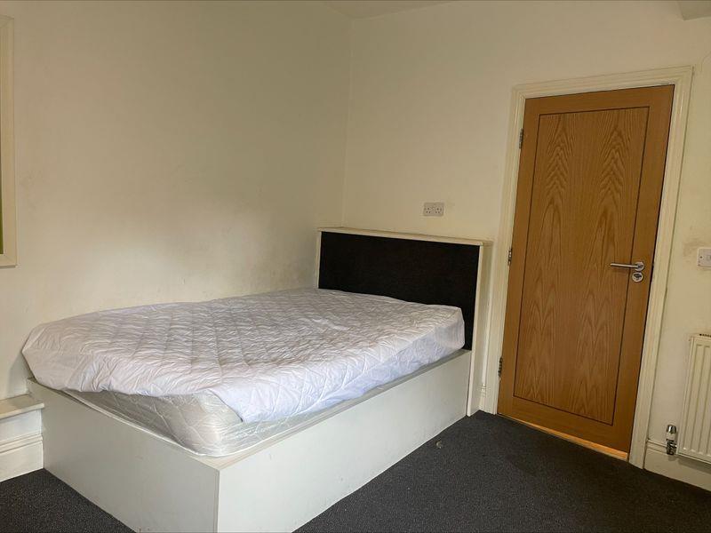 Room 1 33b Groat Market 2.jpeg