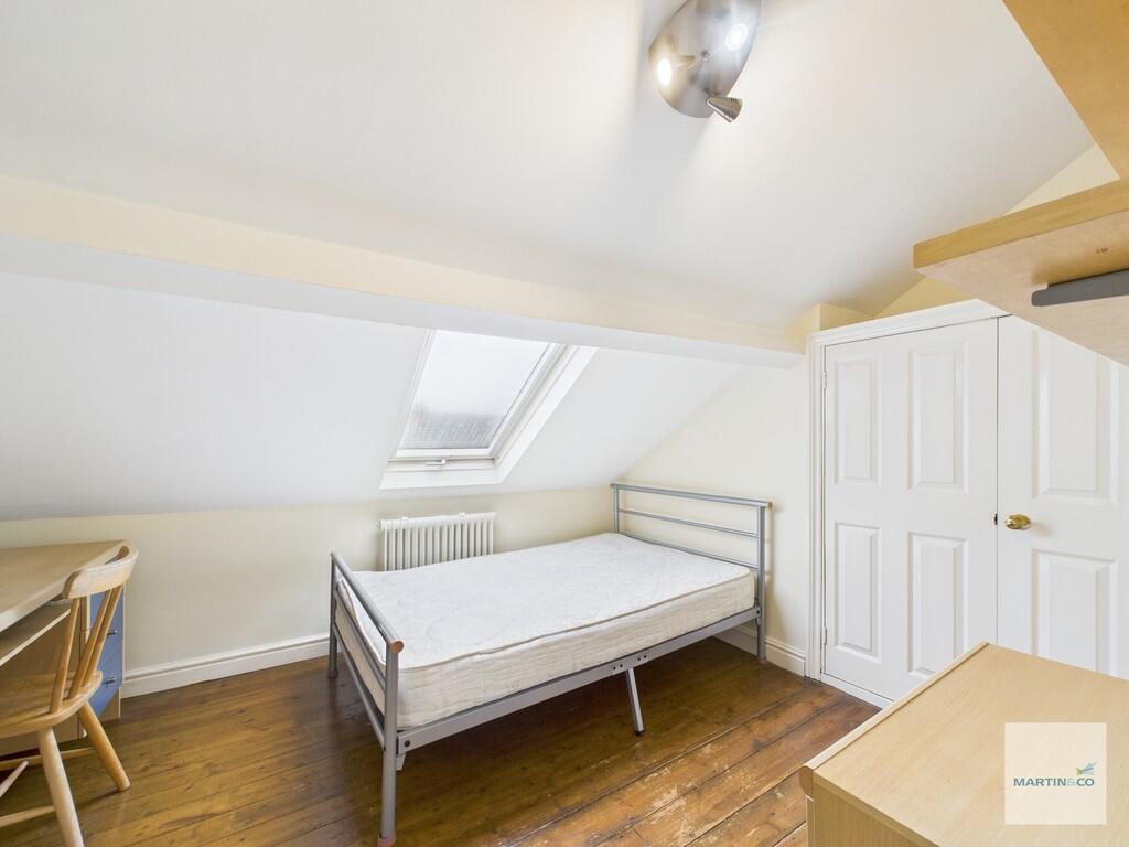 CAM03394G0-PR0377...