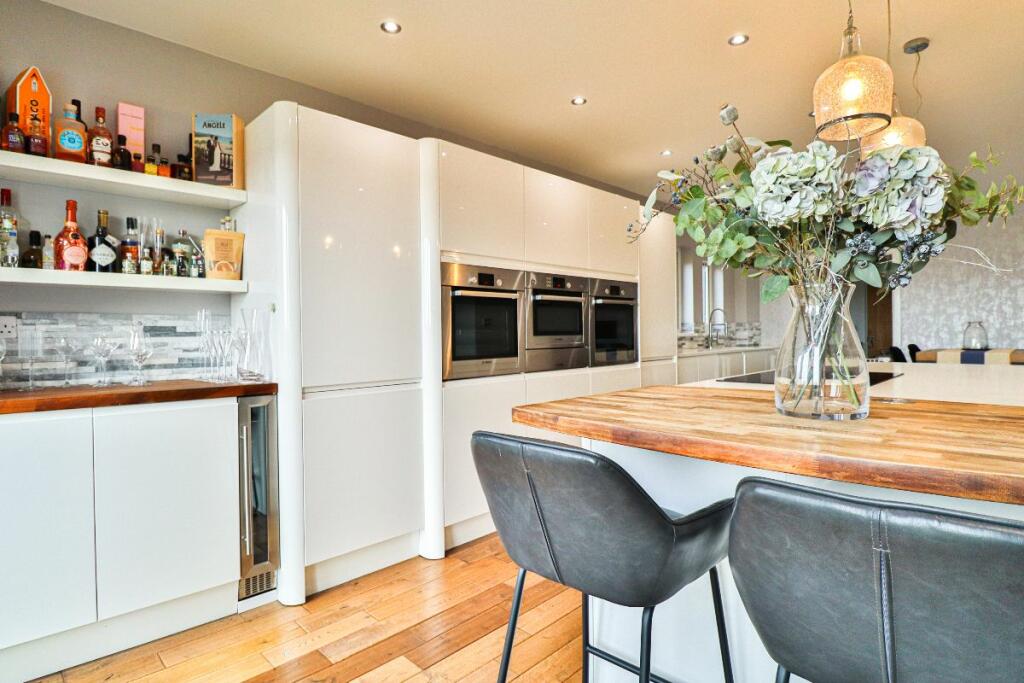 Kitchen IV