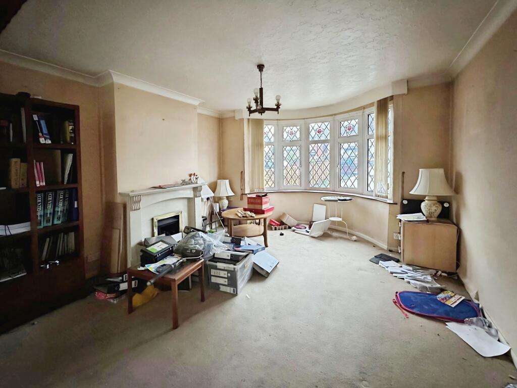 663f9738-8 T202511211647.jpg