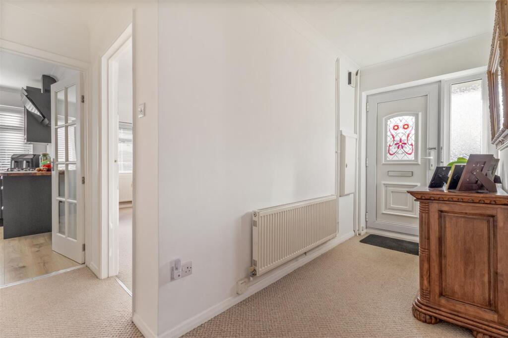 White Gables, Franklin Rd-020.JPG