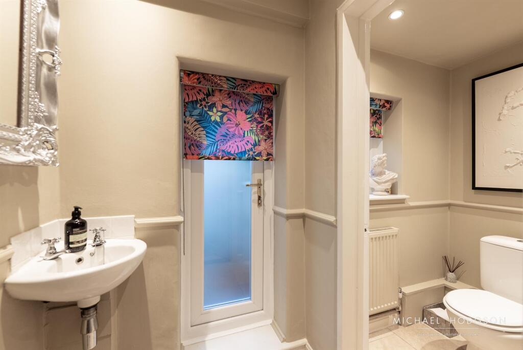 59 Front Street Whitburn-39.jpg