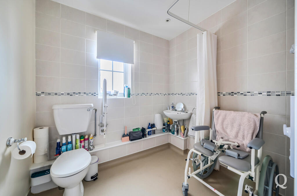 06eef695-670a-4a3...