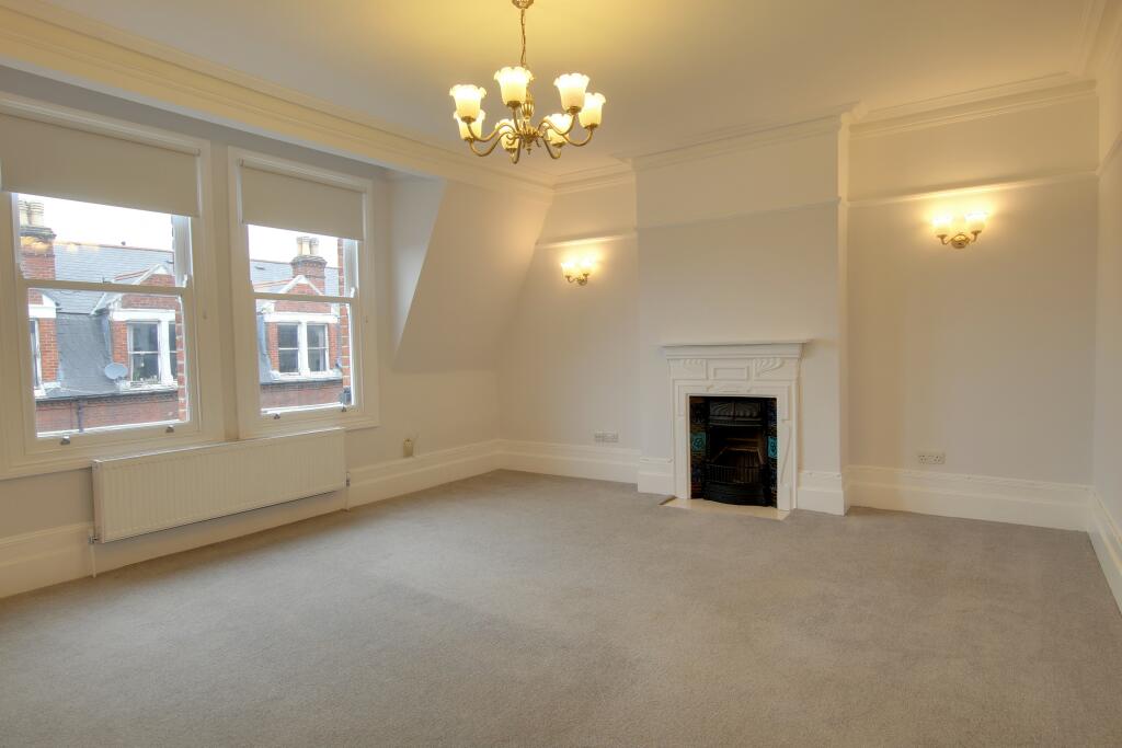 1.LOUNGE.jpg