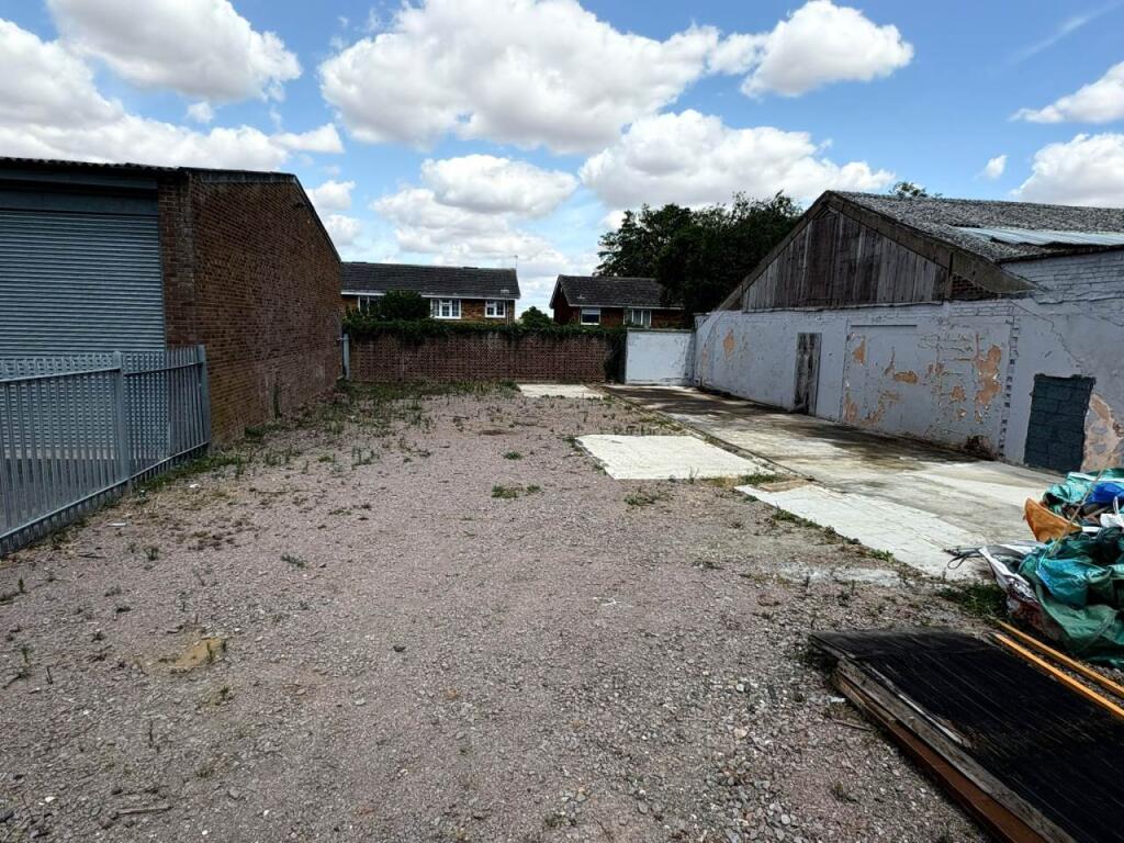 Yard (5)