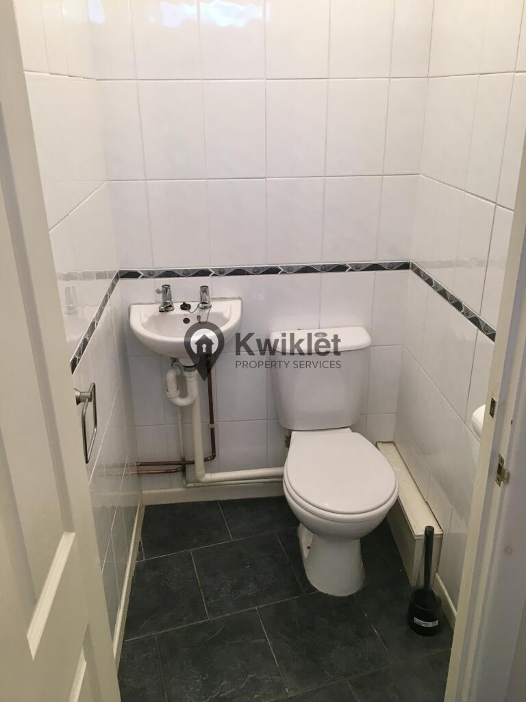 eZy Watermark_15-12-2023_02-40-11-9920pm