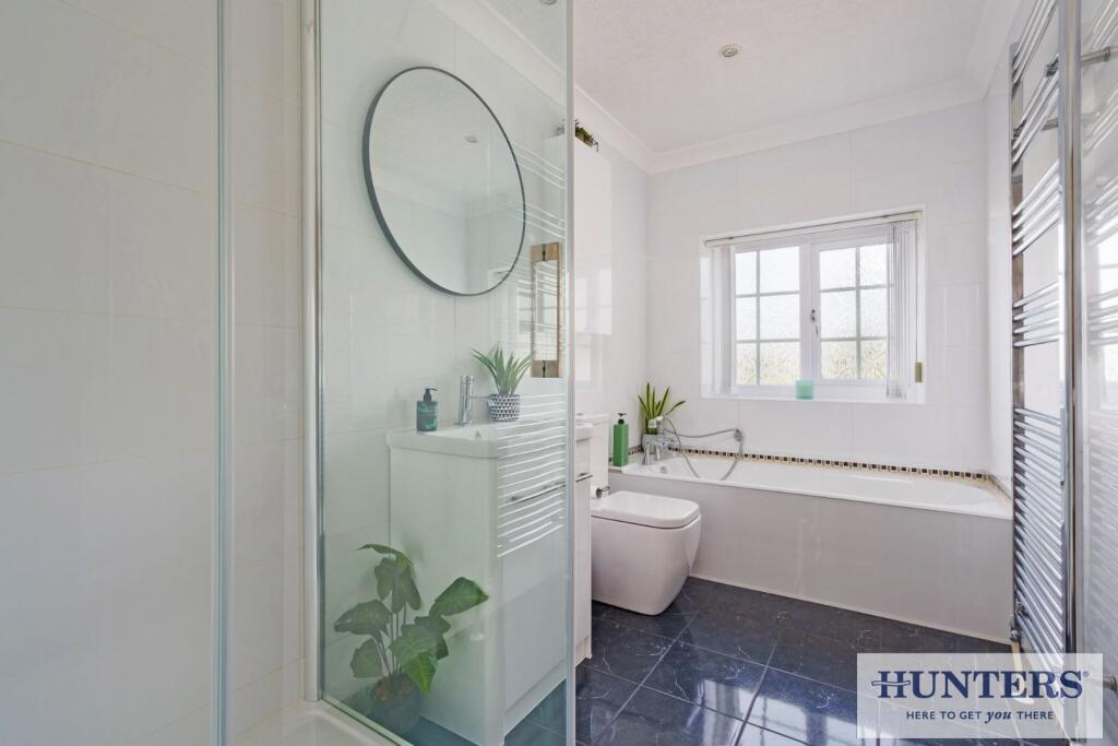 93161_Stoneleigh Silver Street Fairburn (17) - Cop