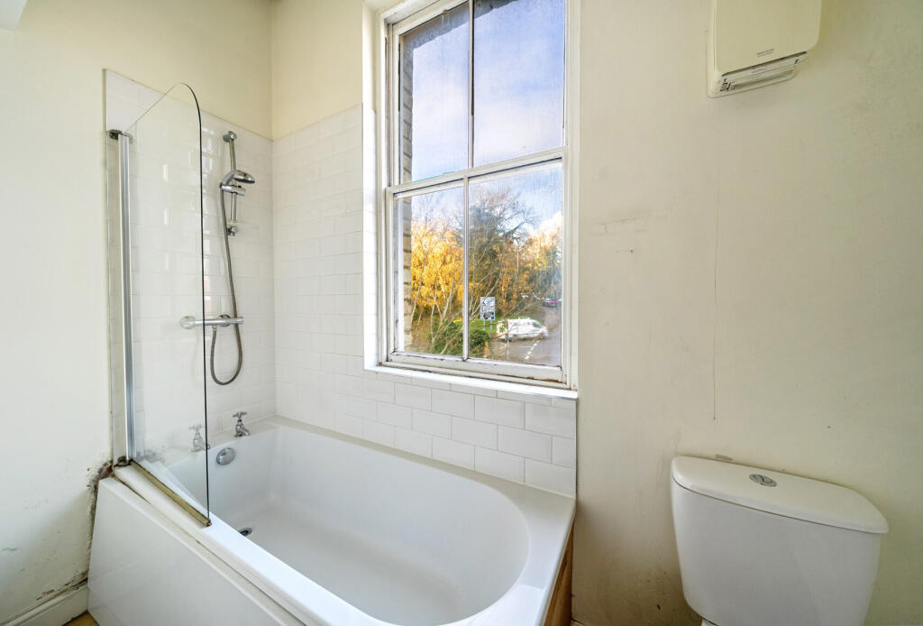 1386844-9-69306f5...