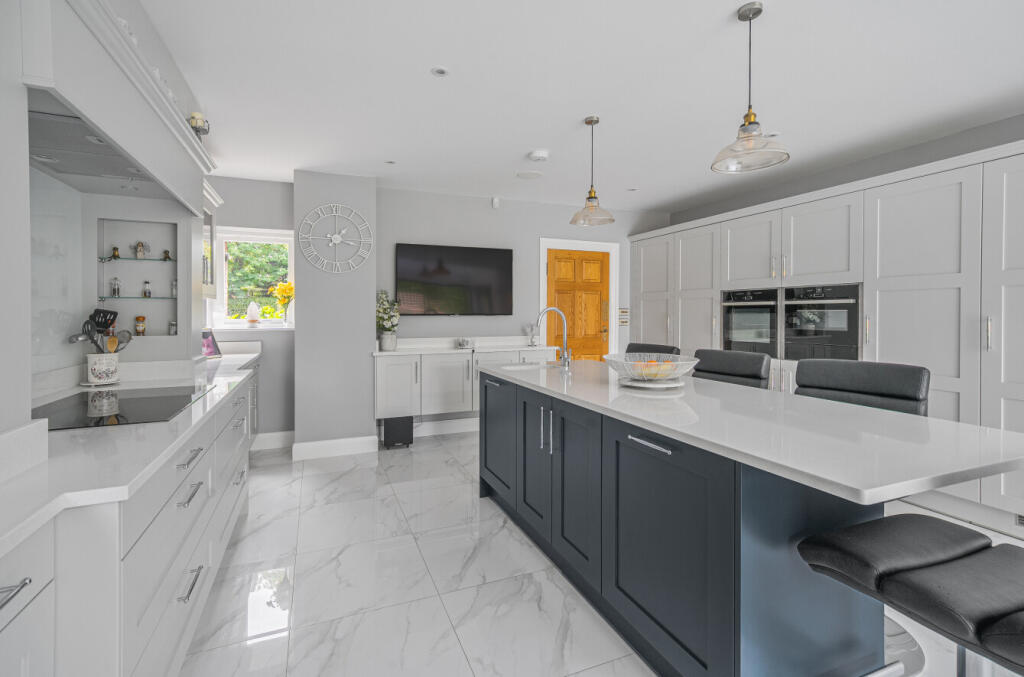 15-6821ebd34e4d9-...