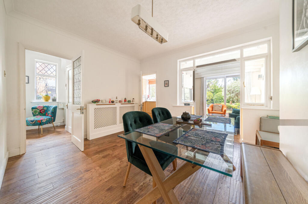 19-681cf16486ab1-...