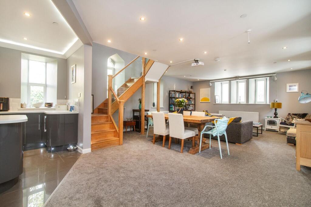 Living / Dining Room