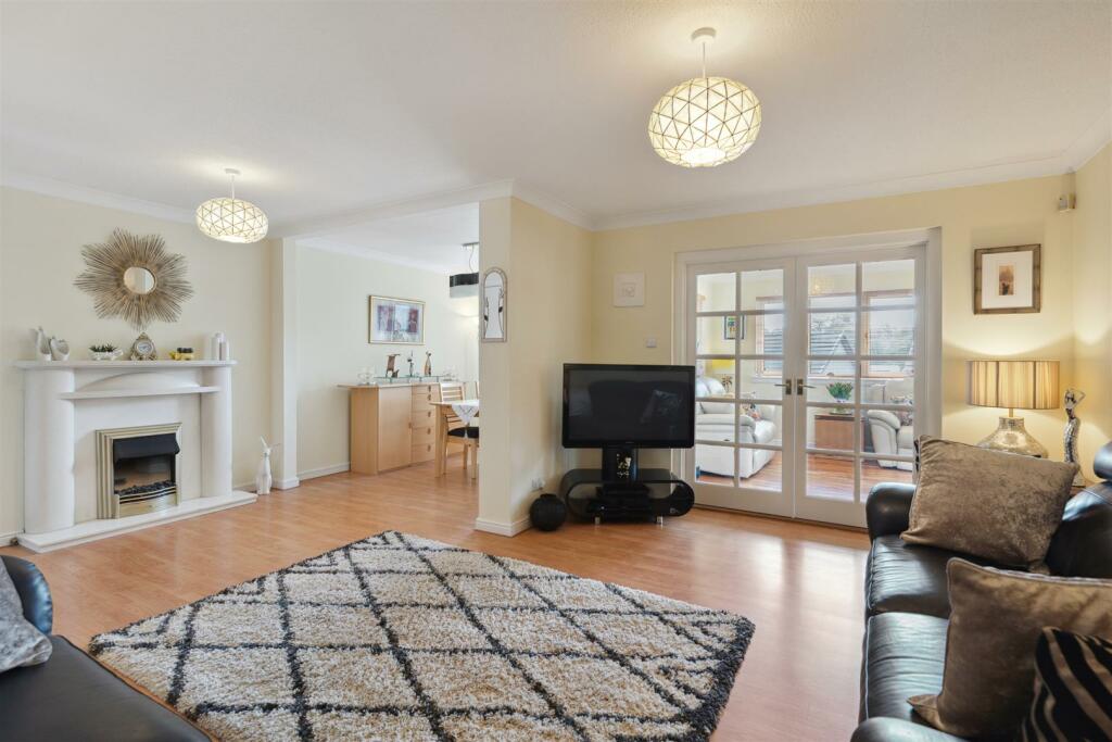 YATES HELLIER - 2 Craighead Drive (10 of 46).jpg