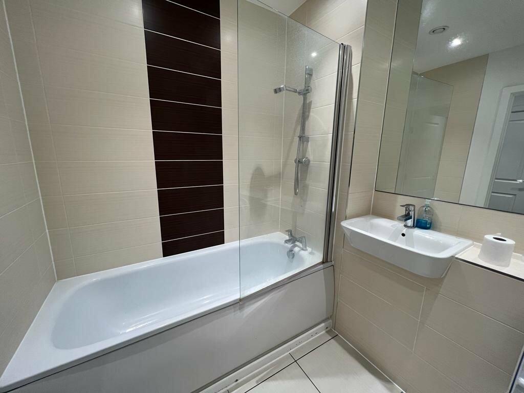 Bathroom (1)