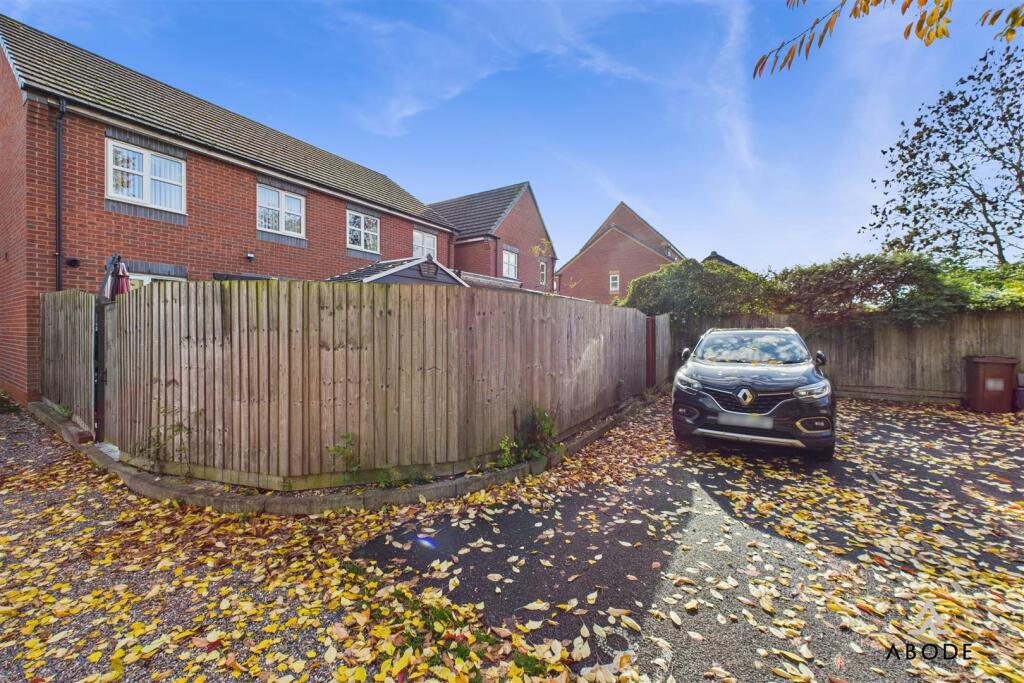 CAM01882G0-PR0201-STILL011.jpg