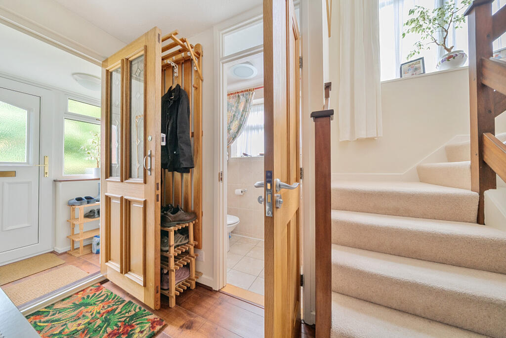 1304567-6-684163f...