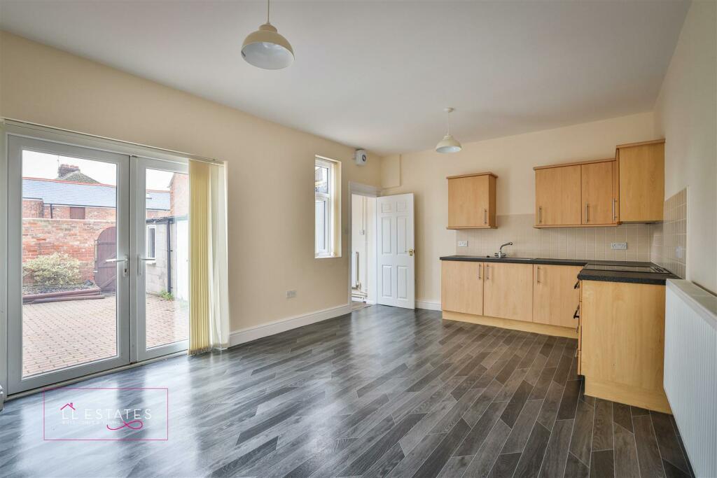 2 Ash Grove-18.jpg