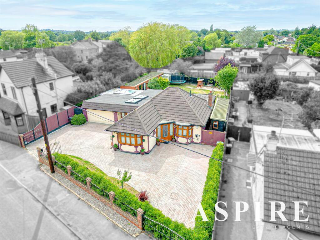 DJI_0138-EdiZoom Info DeleteLink to a Room...t.jpg