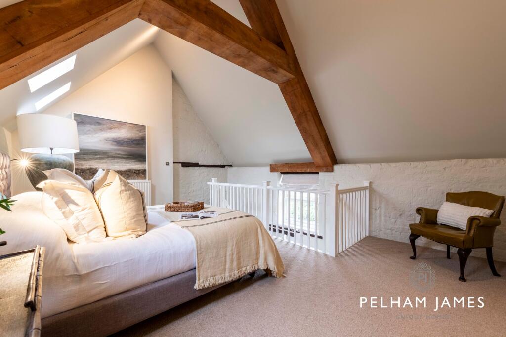 Principal Suite, Lapwing House, Lyddington