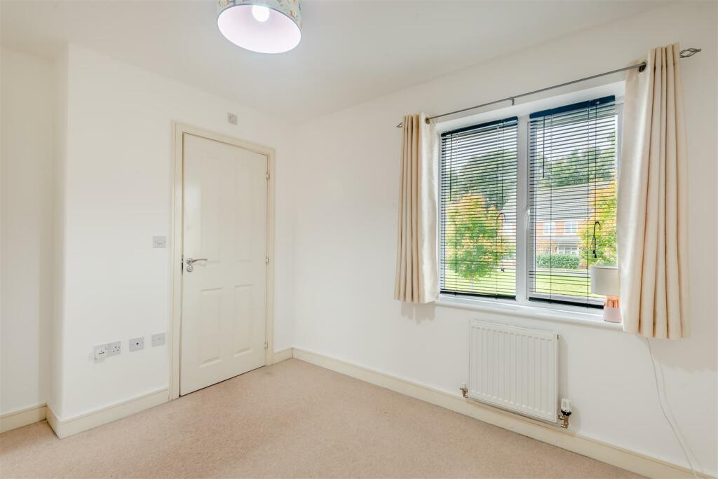 8624495-interior02.jpg