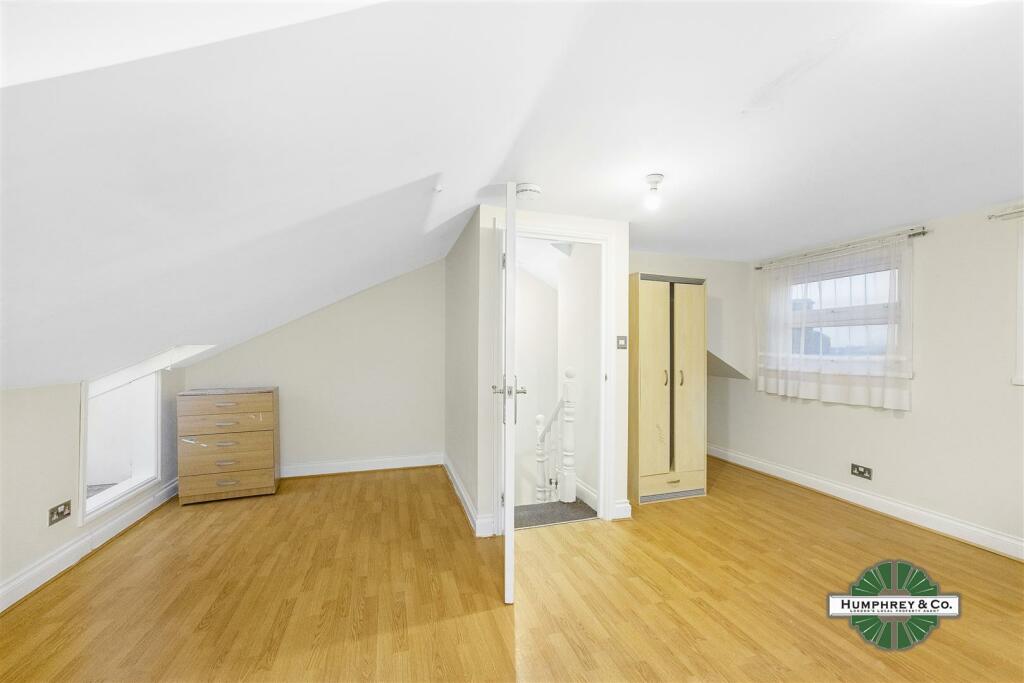 Flat C 74 Rectory Road -011.jpg