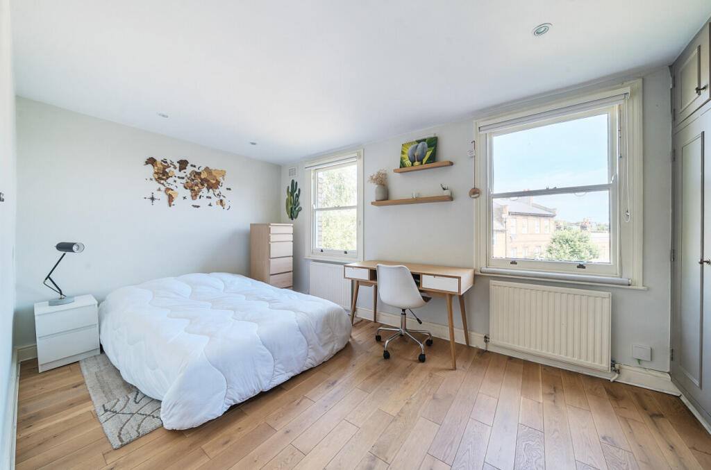 1319364-4-68679c8...