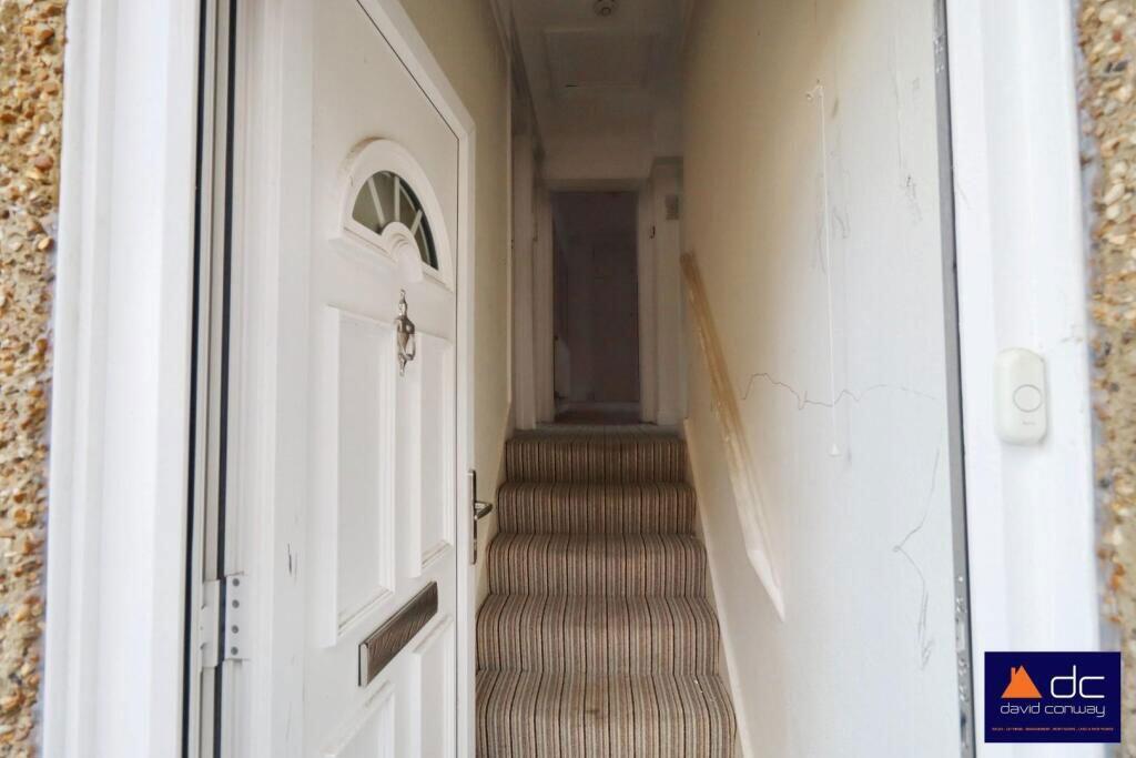 Shaftesbury Avenue, South Harrow, Harrow, Middlesex, HA2 0AN