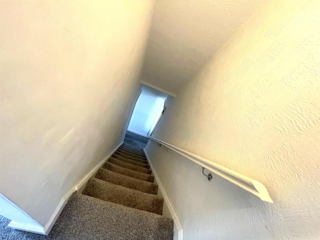 e .jpg