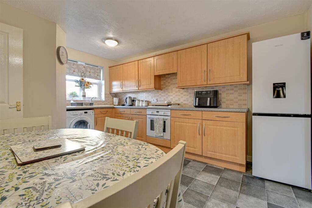 Kitchen diner