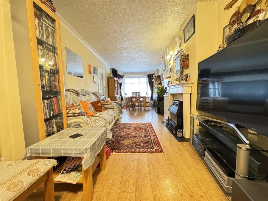 IMG_6523 (Large).JPG