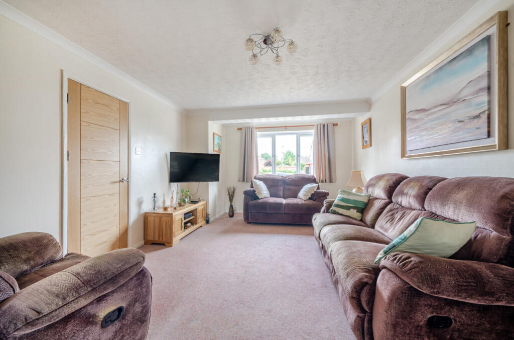 1333280-12-688cb7...