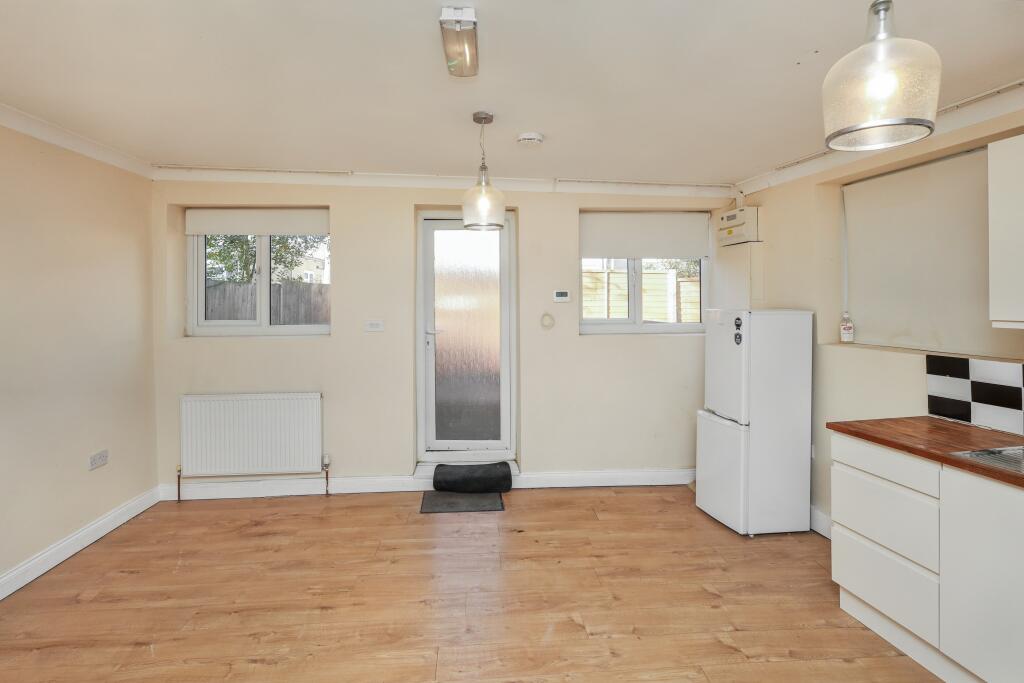 Rear Bungalow, 2 Meadow Close, Enfield, London, EN3 5PE