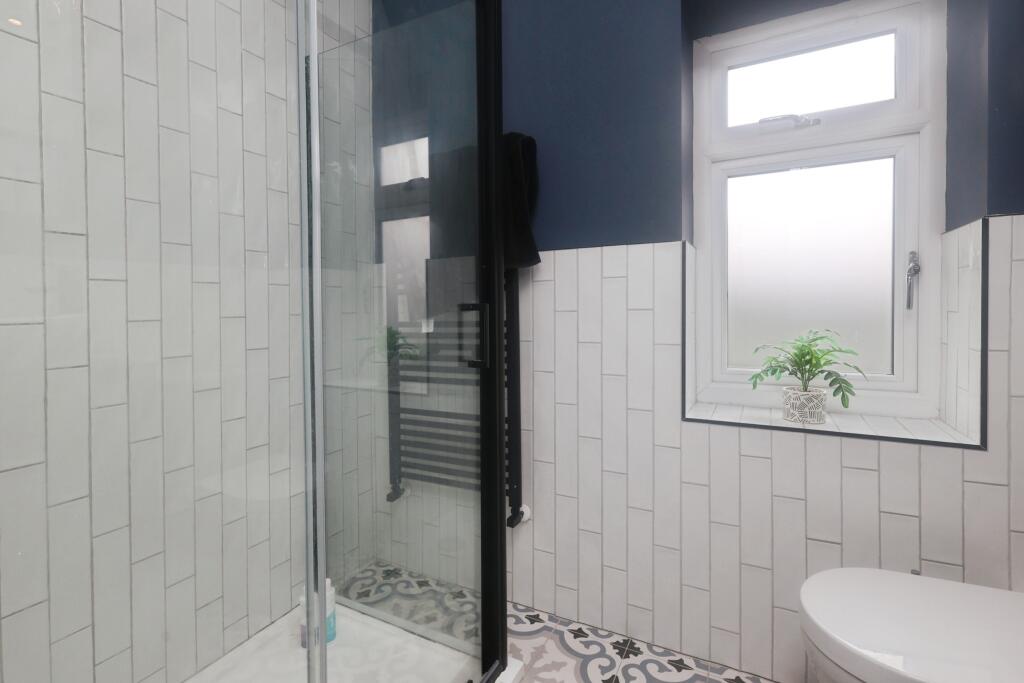En-suite shower room