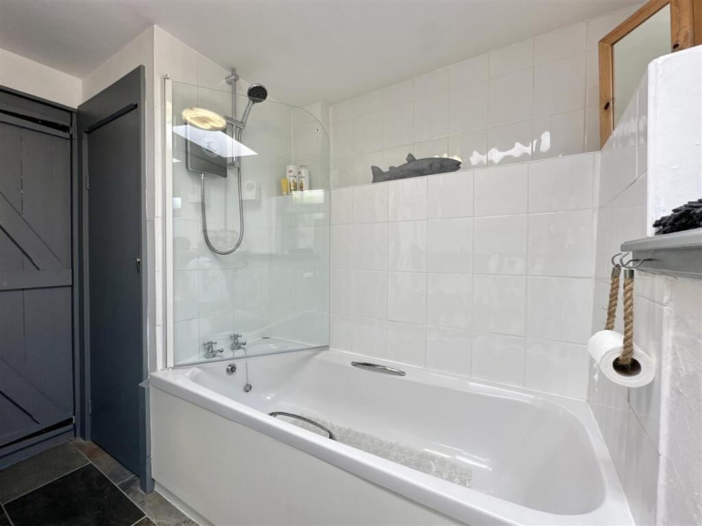 Family  Bathroom.jpg