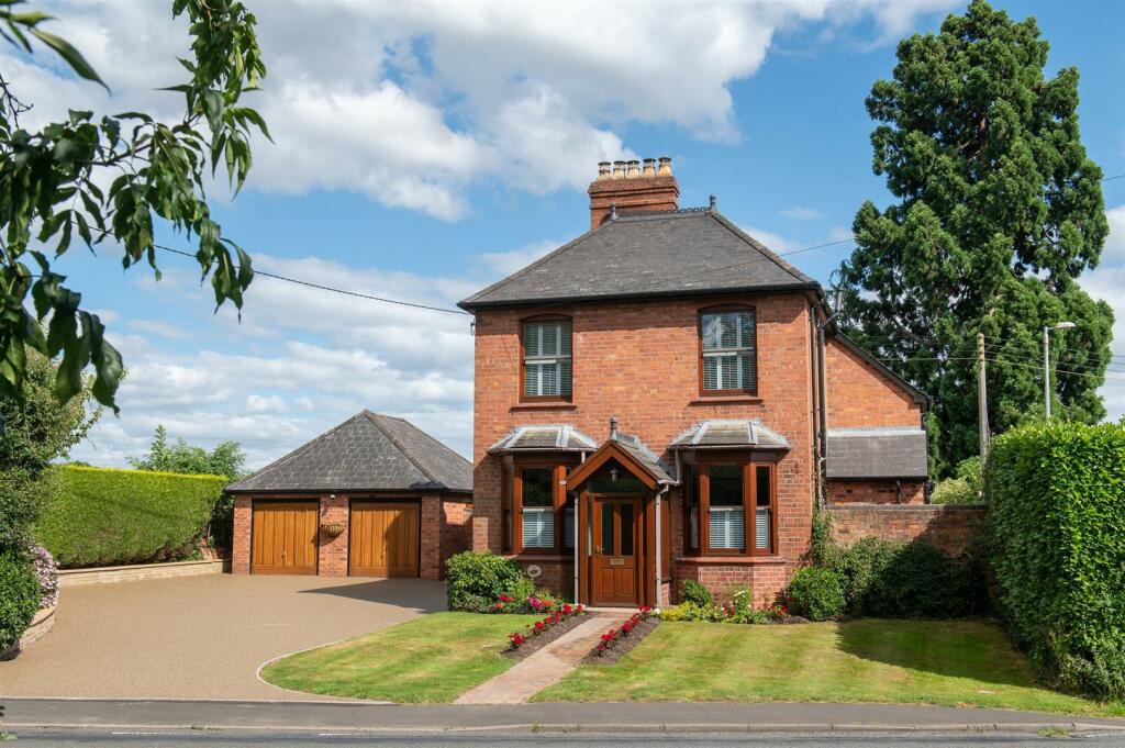 Kidderminster Road Lower Chaddesley 1.jpg