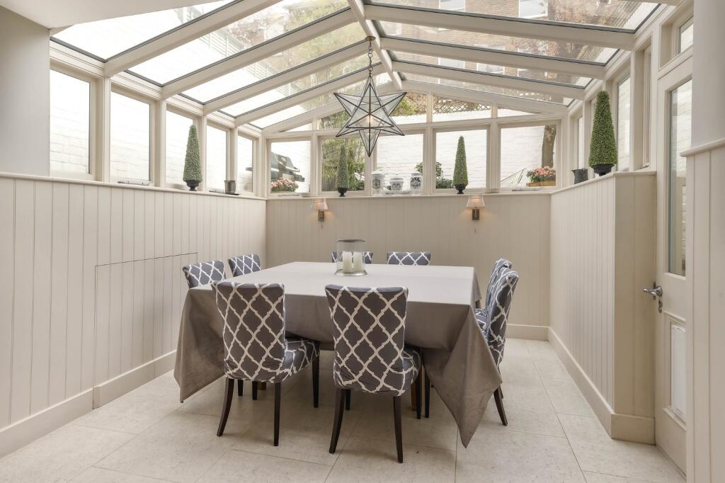 Dining Conservatory