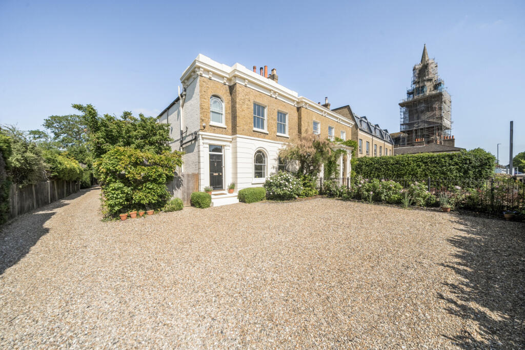 1290995-3-682b06b...