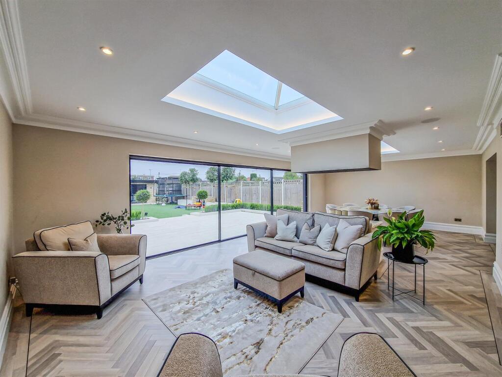 grand sitting room extension