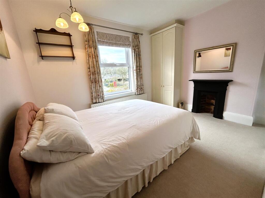 bed 1.JPG