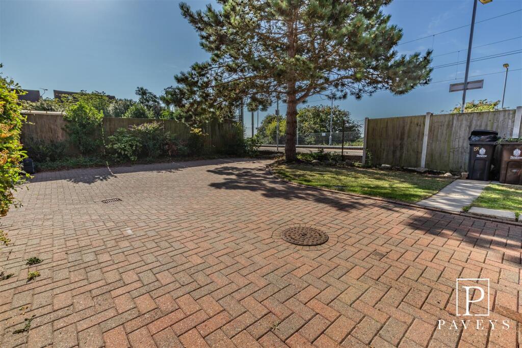 OUTSIDE FRONT