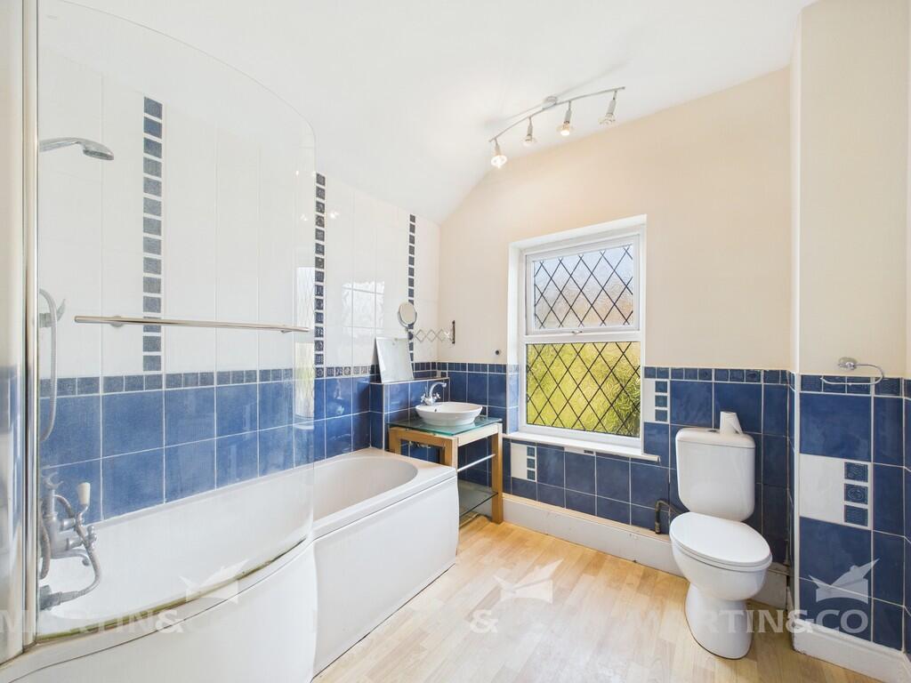 CAM02406G0-PR0518...