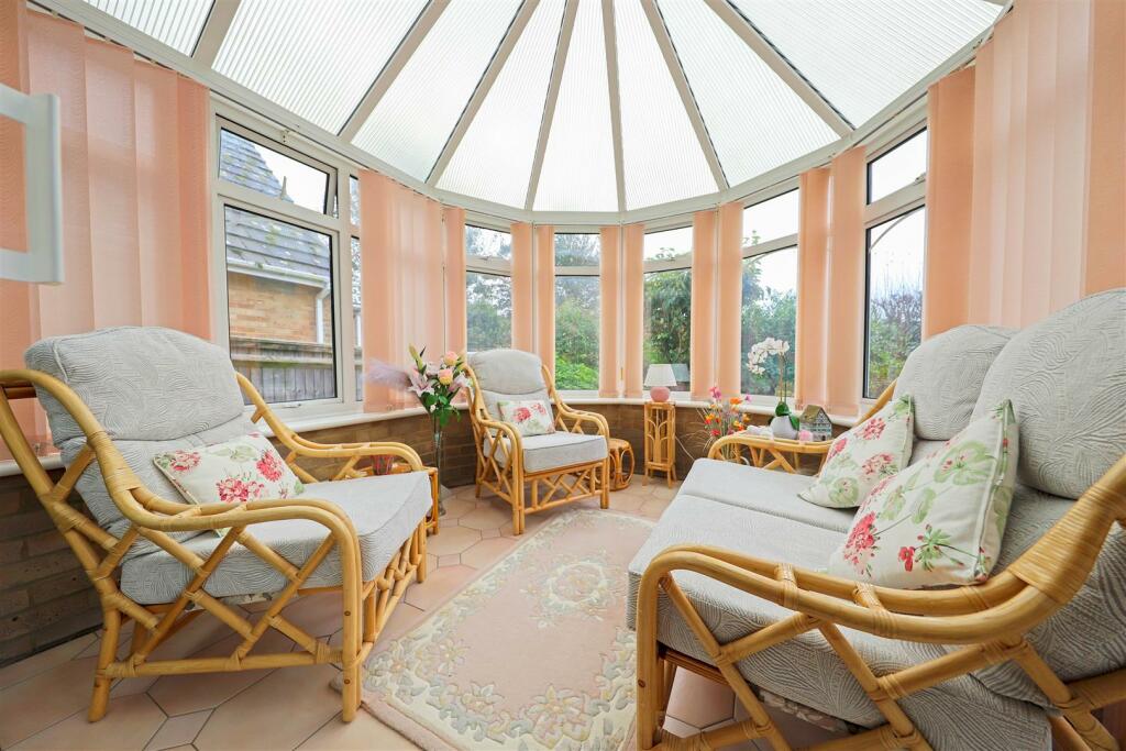 nicholas james glynn road west conservatory_.jpg