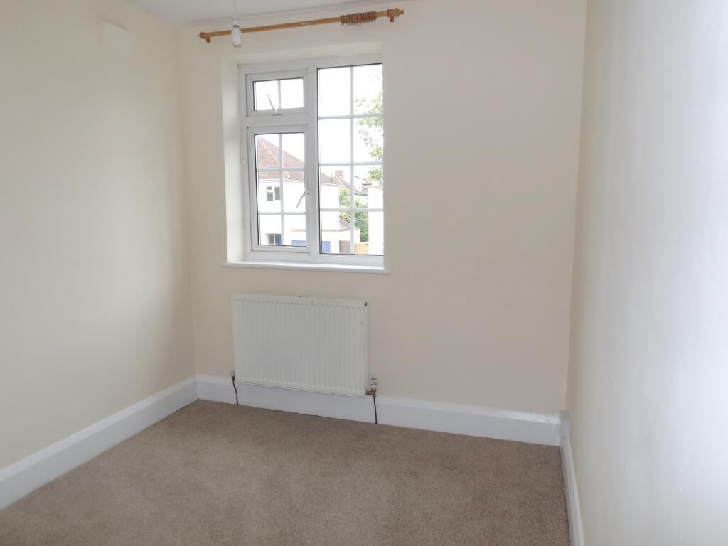 Front Single Bedroom